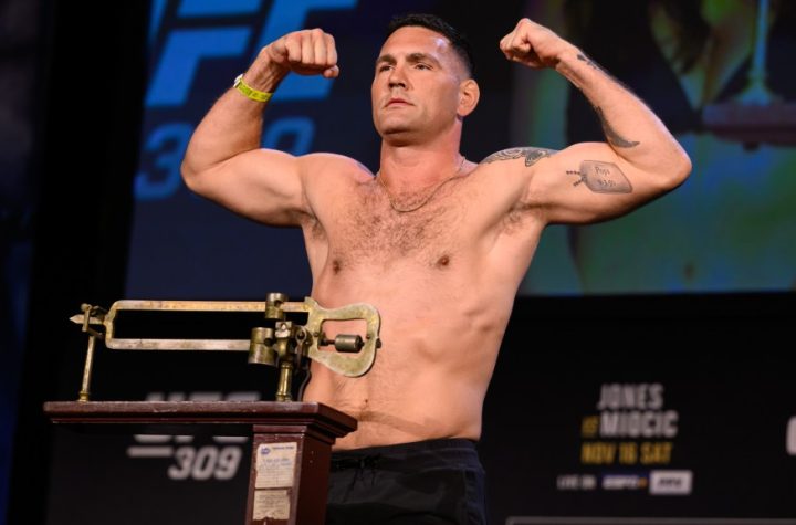 Chris Weidman questions UFC not paying him ‘guaranteed money’