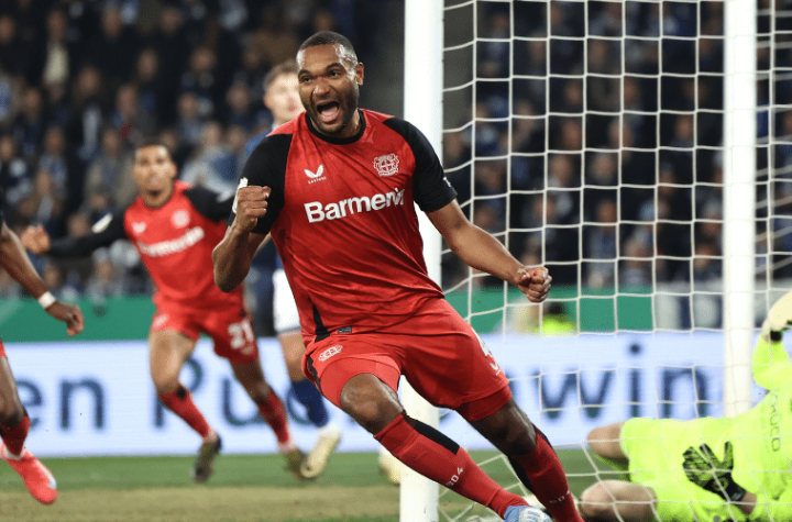 Race for free agent heats up as Bayern and Barcelona compete